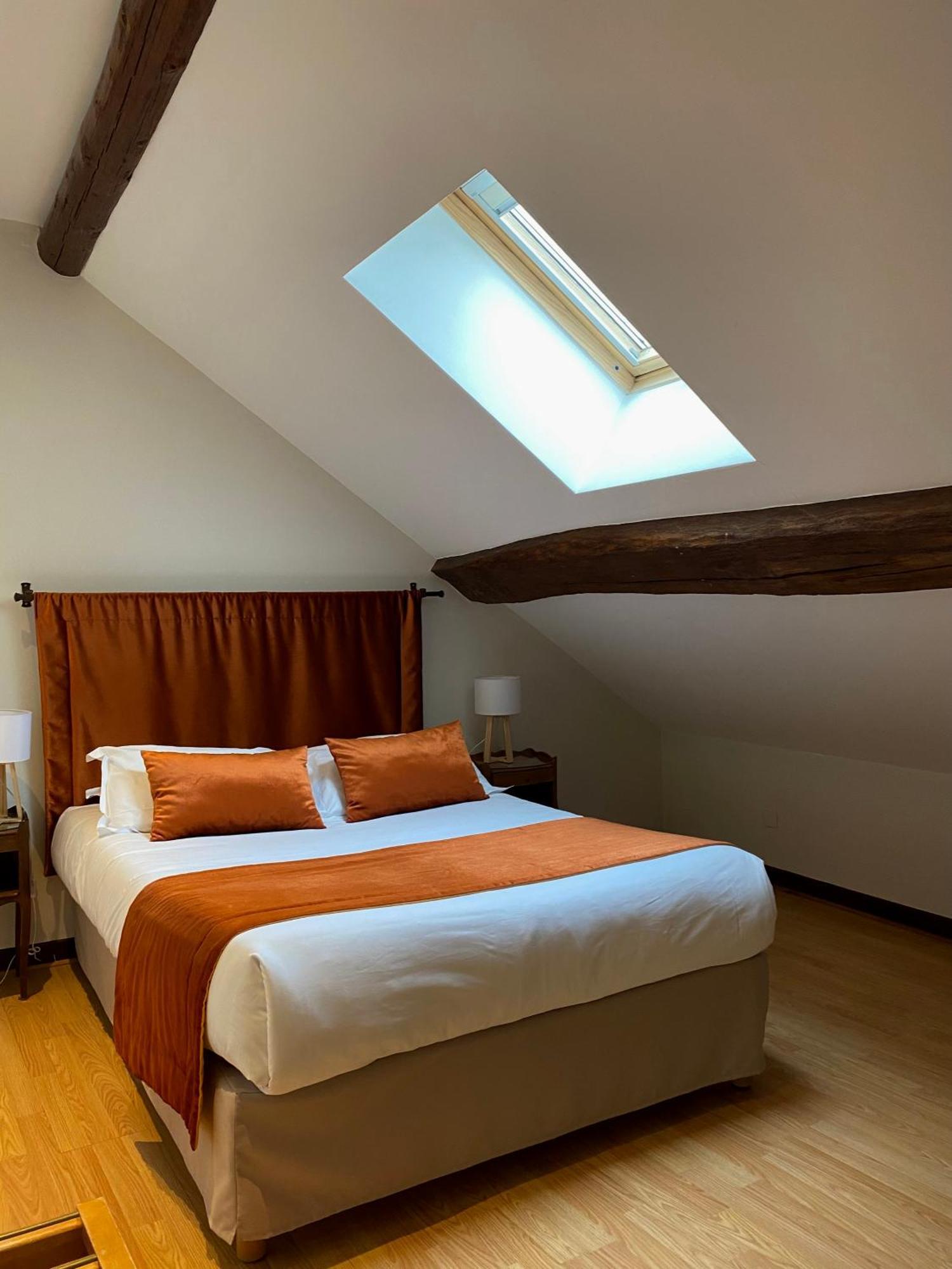 Hotel De La Paix, Beaune Beaune  Buitenkant foto